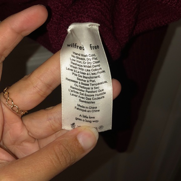 100% merino wool WILFREDFREE SWEATER aritzia - Picture 4 of 5